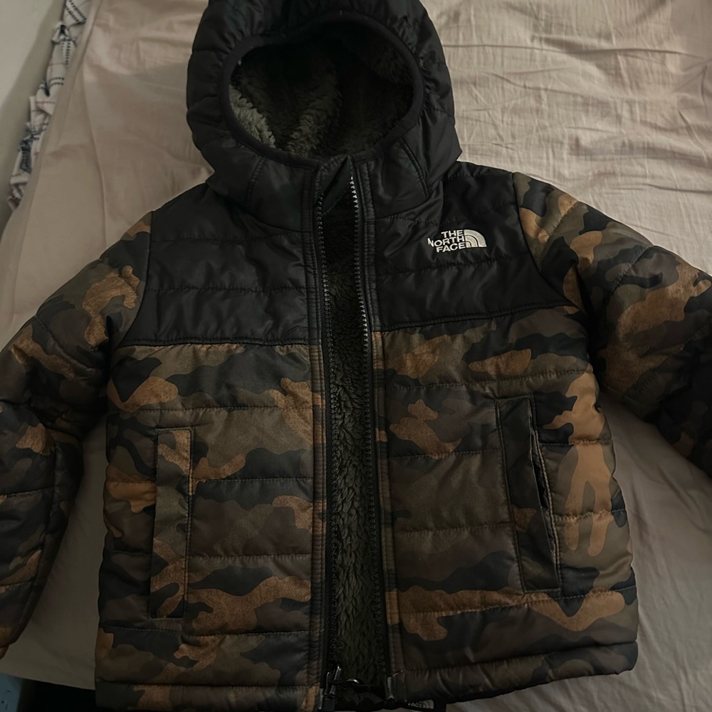 Camouflage, Northface jacket reversible